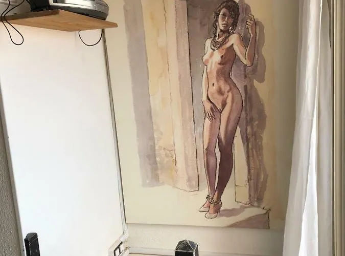 Naturiste Port Soleil Avec Piscine *