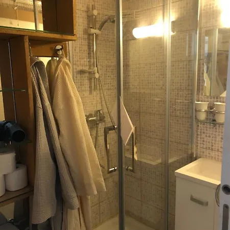 Naturiste Port Soleil Avec Piscine * Agde