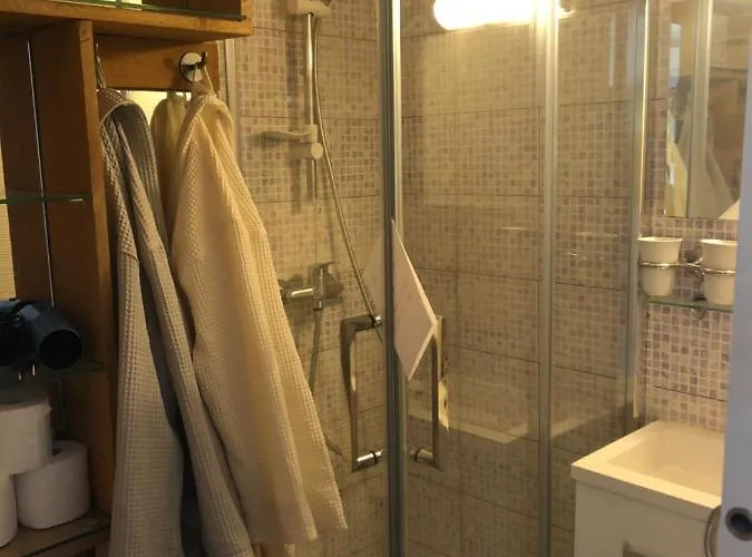 Naturiste Port Soleil Avec Piscine * Agde